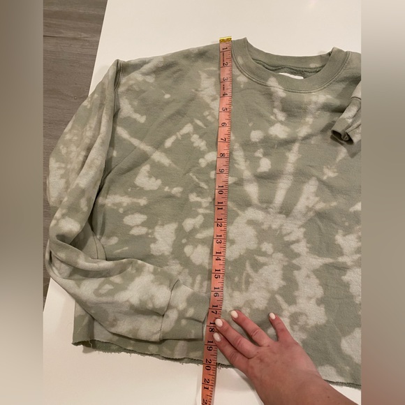 BFFS & BABES Cropped Hunter Green Tie-Dye Sweatshirt - Picture 3 of 6